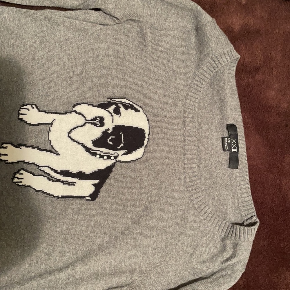 Shirt - Picture 2 of 3